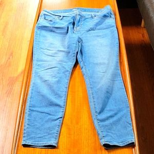 Old Navy Super Skinny mid-rise jeans